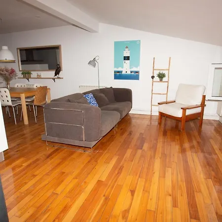 La Marina Amplio En Pleno Centro De Daire