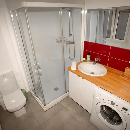 La Marina Amplio En Pleno Centro De * Hondarribia