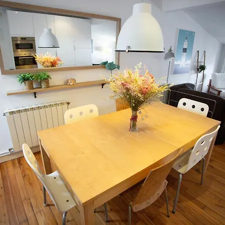 La Marina Amplio En Pleno Centro De